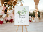 Green & White Rose Favours Wedding Party Sign - Larosier Prints