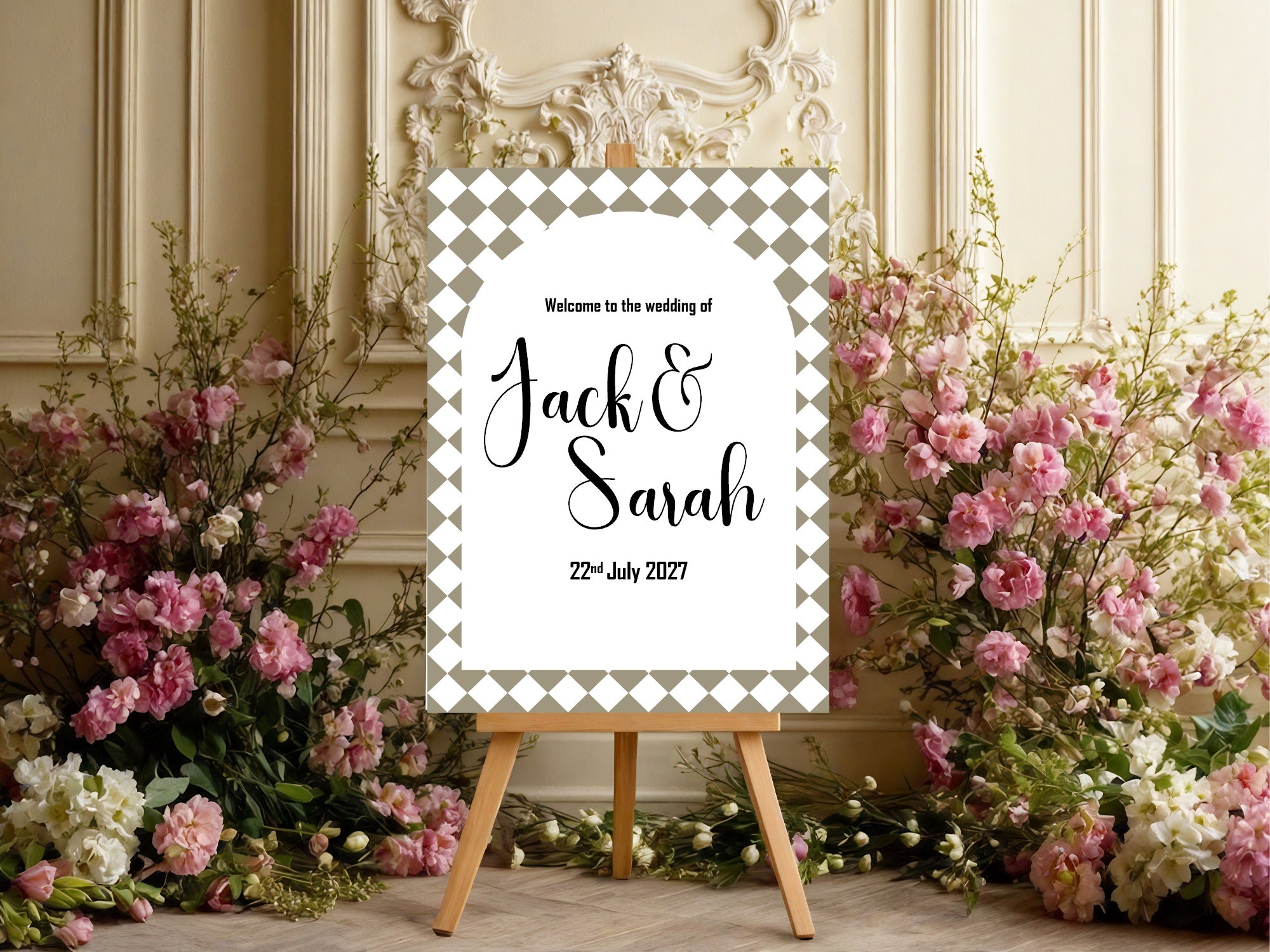 Harlequin Diamond Wedding Welcome Sign | Multiple Colour Options