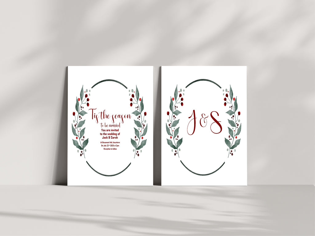 Mistletoe & Berries Oval Wedding Party Invitations & Envelopes | Pack of 10